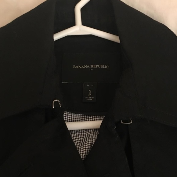 Banana Republic Trench Coat - Picture 2 of 3